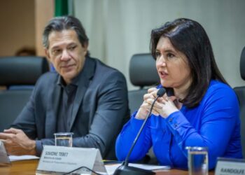 Gastos obrigatórios crescem mais que arcabouço e podem causar “apagão'” na máquina pública até 2028