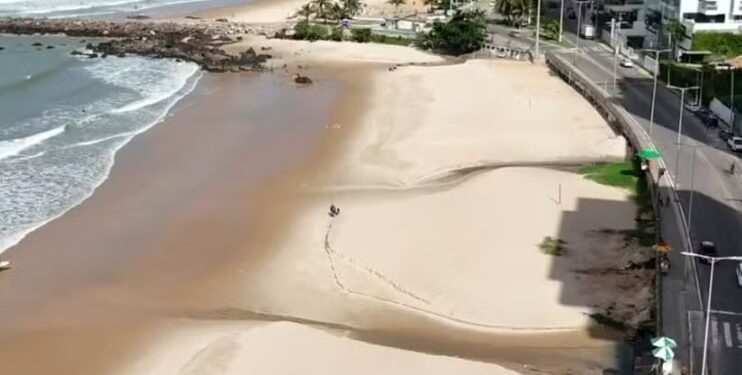 Boletim de Balneabilidade aponta 9 trechos impróprios para banho na Grande Natal