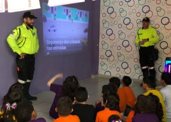 Prefeitura promove aula educativa sobre segurança das crianças no trânsito
