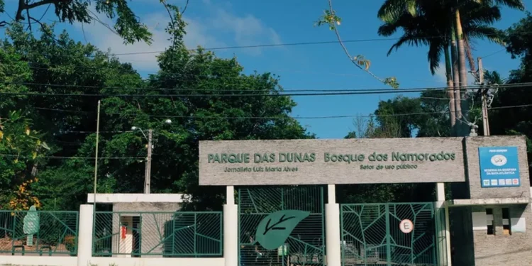 Parque das Dunas ganha novos brinquedos com acessibilidade