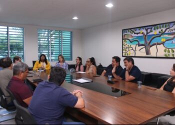Prefeita Nilda se reúne com comerciantes do centro