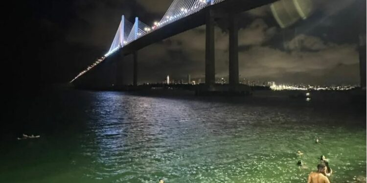 “Fenômeno Praia da Redinha”. Prefeitura de Natal realiza ações para garantir acesso e segurança aos banhistas.