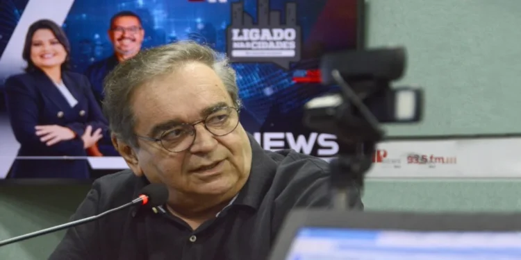 Álvaro Dias diz que Allyson não chega ao 2º turno e avalia que Fátima não deve renunciar
