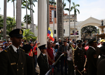 Venezuela detém 14 jornalistas em sessão da Assembleia Nacional; um deles foi deportado
