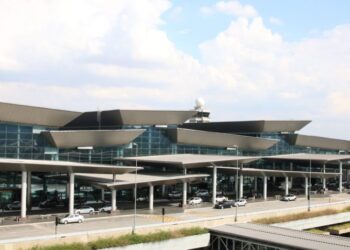 Gasto em viagem internacional soma maior valor em 11 anos