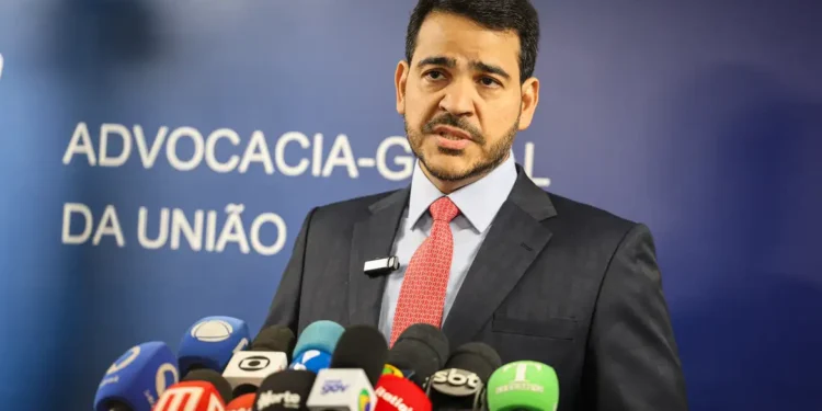 Lula indica evangélico para o STF –  artigo analisa as implicações da escolha nas eleições deste ano