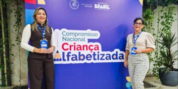 Parnamirim participa de encontro Nacional sobre educação em Brasília.