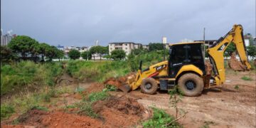Prefeitura de Parnamirim realiza melhorias na lagoa de captação “Araguaia 2”, em Nova Parnamirim.