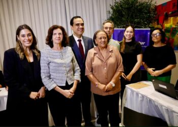 Governadora Fátima e ministro do turismo, Gustavo Feliciano, apresentam programa para impulsionar turismo no RN.