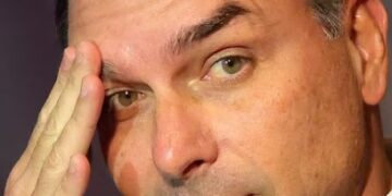 Após derrota para Lula, Flávio Bolsonaro ficará sem mandato pela primeira vez em 24 anos